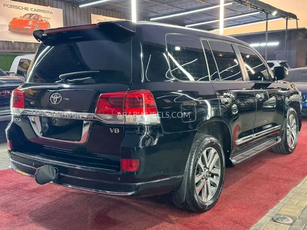 Toyota Land Cruiser 2010 for Sale in Ajman Image-5