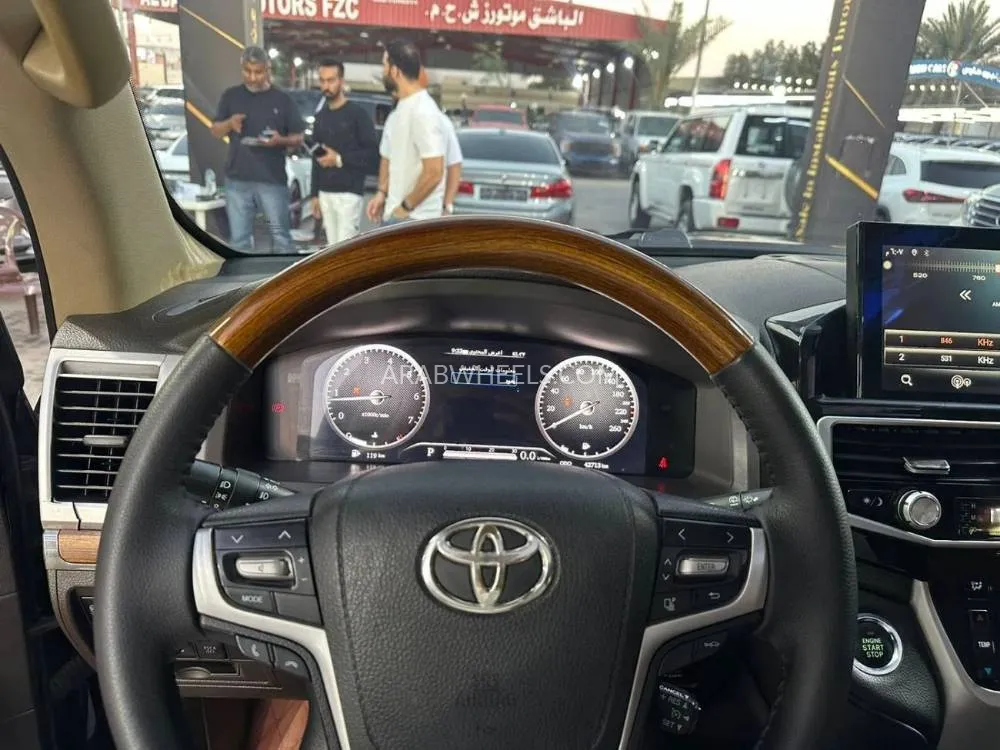 Toyota Land Cruiser 2010 for Sale in Ajman Image-23