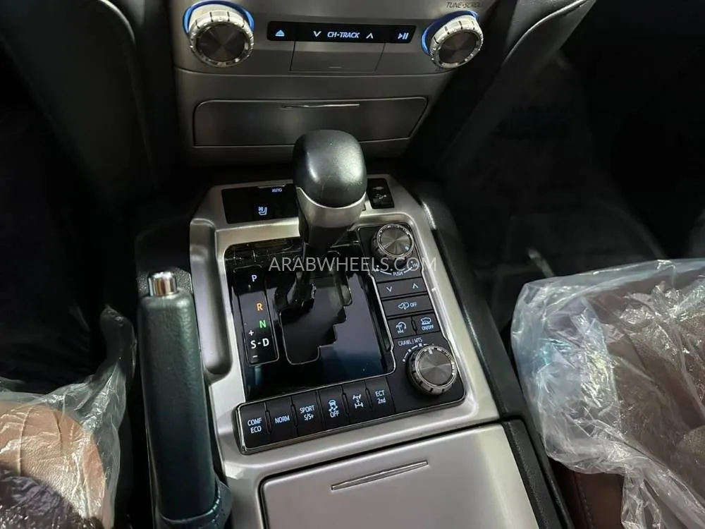 Toyota Land Cruiser 2019 for Sale in Ajman Image-20