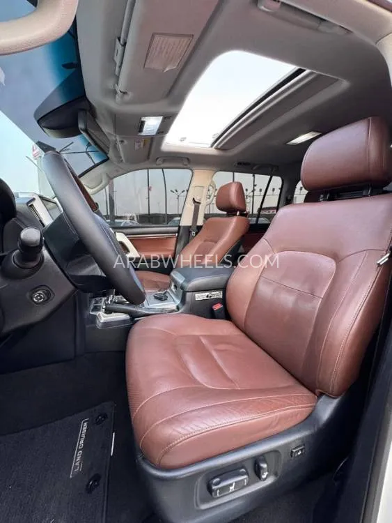 Toyota Land Cruiser 2019 for Sale in Ajman Image-13