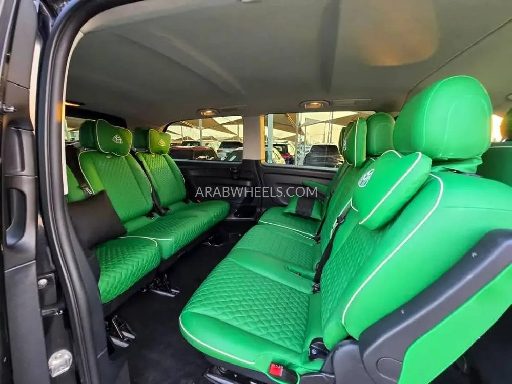 Mercedes Benz Vito 2016 for Sale in Sharjah Image-5