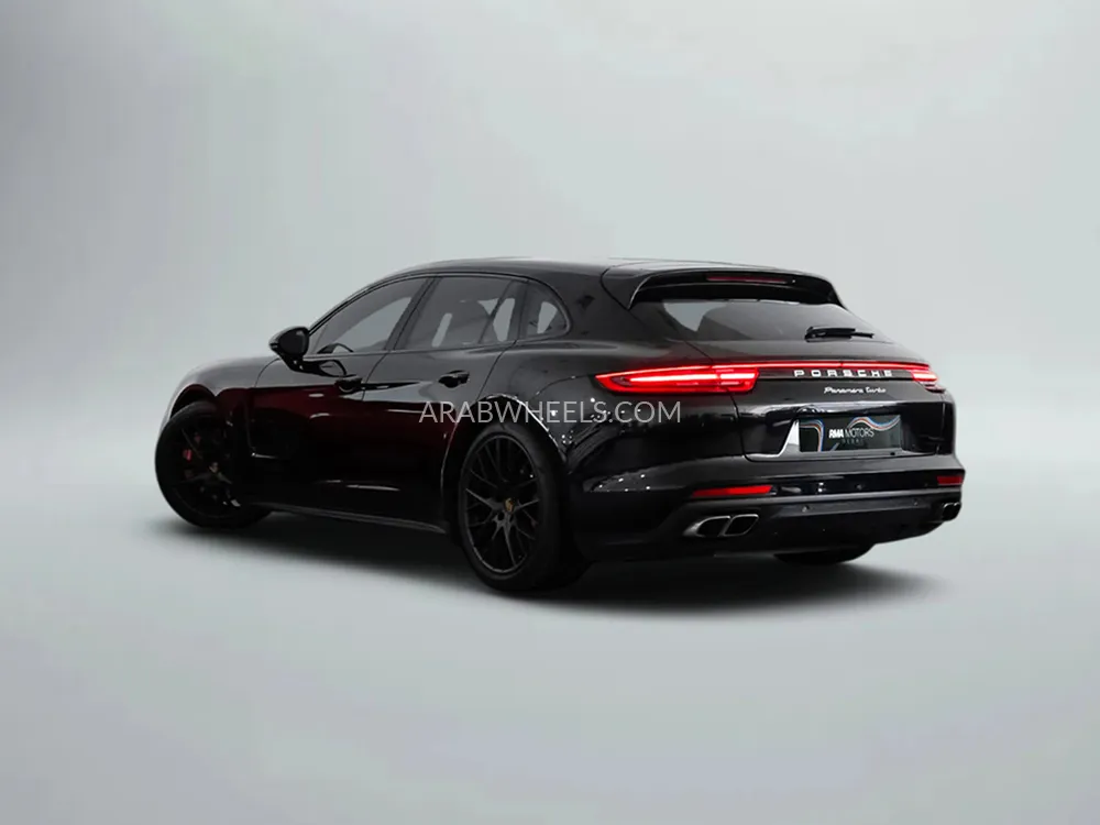 Porsche Panamera 2018 for Sale in Dubai Image-2