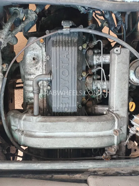 Toyota Coaster 2007 for Sale in Sharjah Image-9