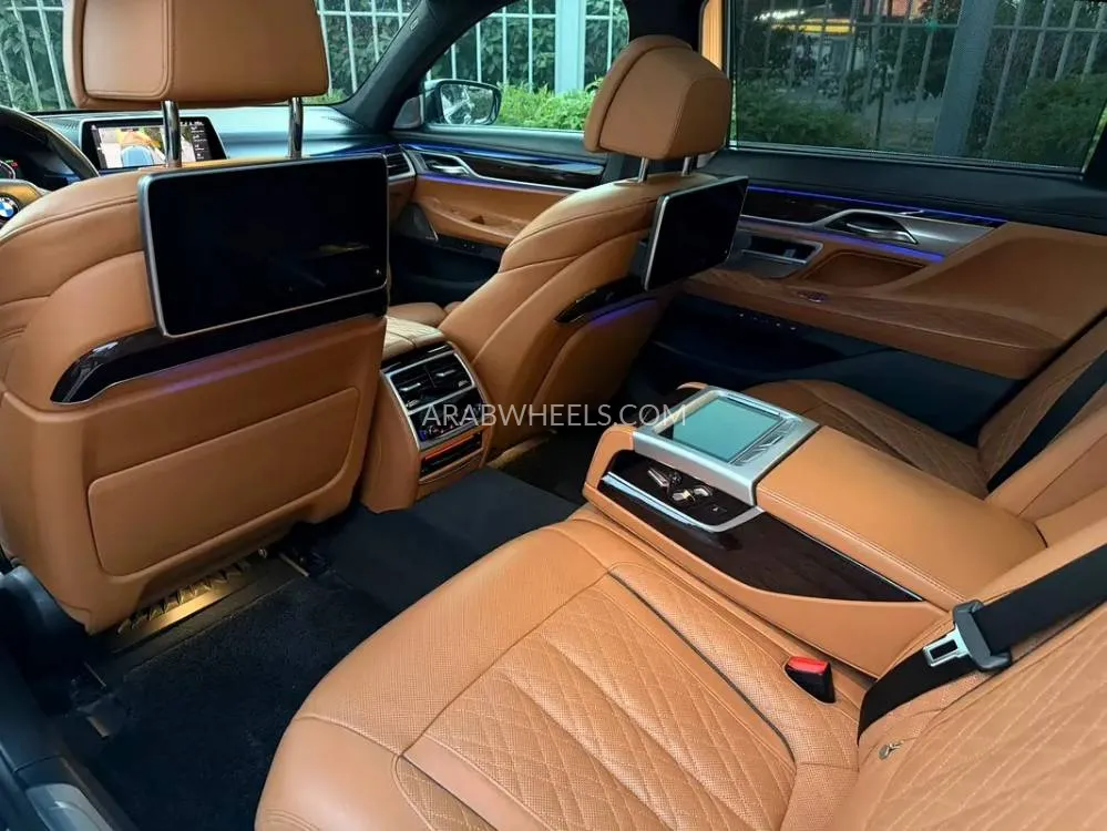 BMW 7 series 2020 for Sale in Dubai Image-9