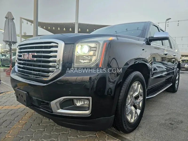 GMC Yukon XL 2020 for Sale in Sharjah Image-8