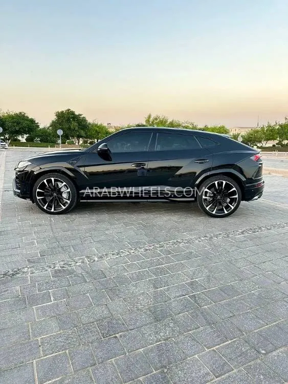 Lamborghini Urus 2020 for Sale in Dubai Image-4