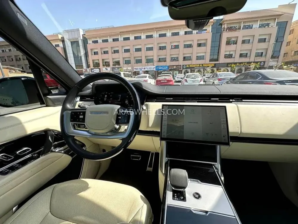 Land Rover Range Rover 2025 for Sale in Dubai Image-12