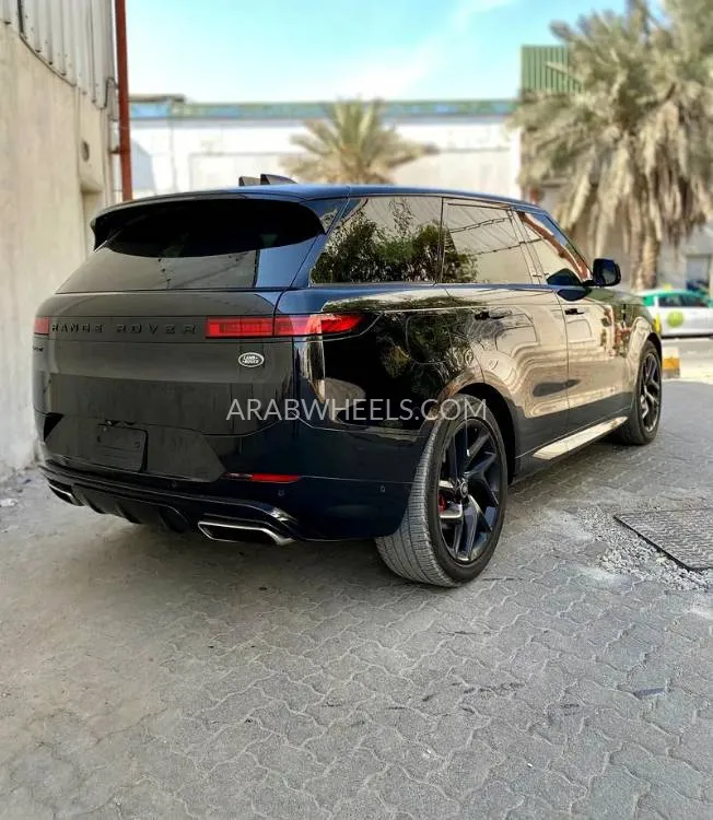 Land Rover Range Rover Sport 2023 for Sale in Dubai Image-8
