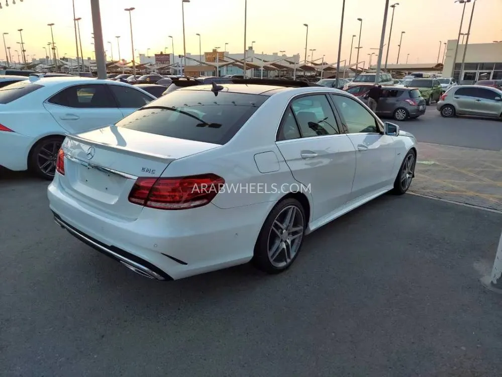 Mercedes Benz E Class 2016 for Sale in Sharjah Image-10