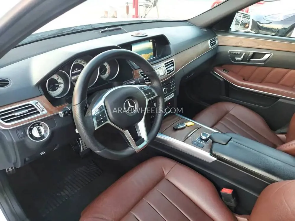 Mercedes Benz E Class 2016 for Sale in Sharjah Image-13