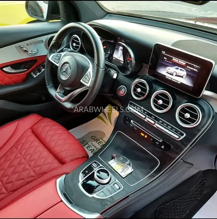 Mercedes Benz GLC Class 2019 for Sale in Sharjah Image-2