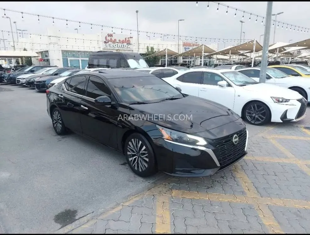نيسان التيما 2020 for Sale in الشارقة Image-8