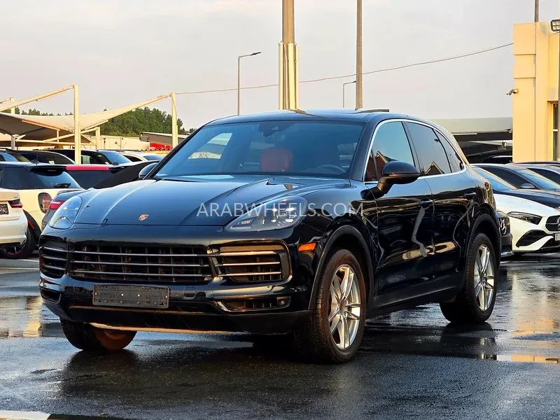 Porsche Cayenne 2023 for Sale in Sharjah Image-10