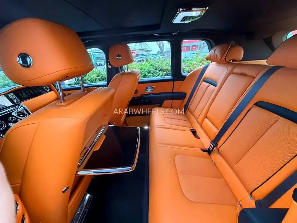 Rolls Royce Cullinan 2025 for Sale in Dubai Image-8
