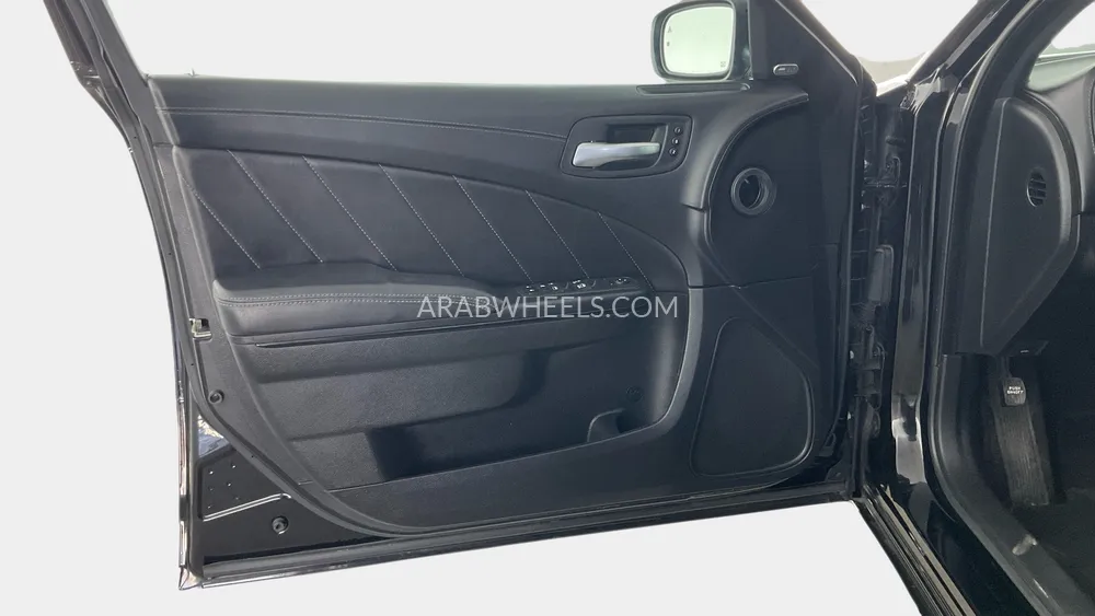 Dodge Charger 2023 for Sale in Sharjah Image-18