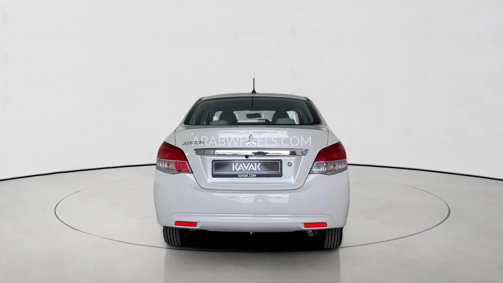 ميتسوبيشي أتراج 2019 for Sale in الشارقة Image-5