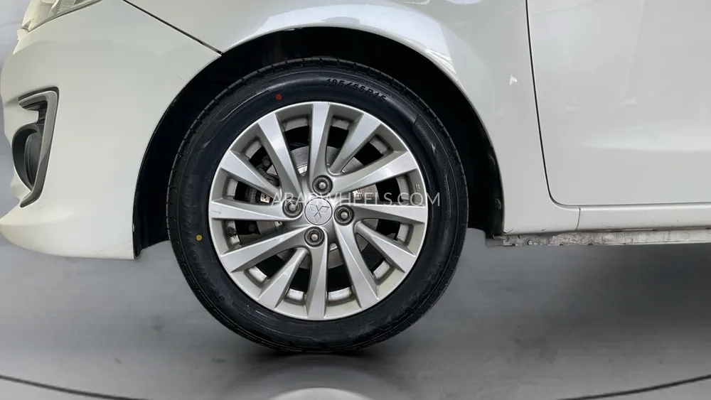 ميتسوبيشي أتراج 2019 for Sale in الشارقة Image-9