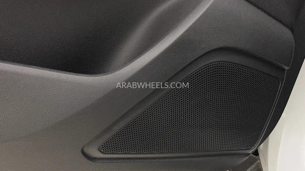 رينو كوليوس 2024 for Sale in دبي Image-21