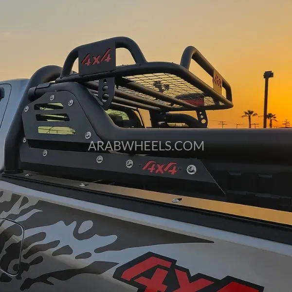 Toyota Hilux 2020 for Sale in Dubai Image-10