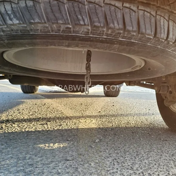 Toyota Land Cruiser Prado 2013 for Sale in Dubai Image-22