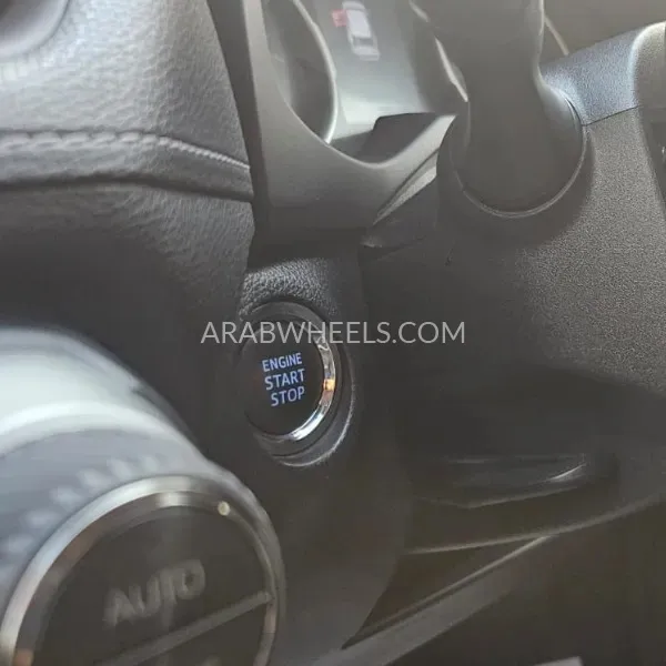 Toyota Rav4 2019 for Sale in Dubai Image-17