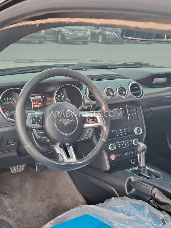 Ford Mustang 2019 for Sale in Ajman Image-7