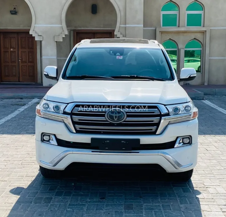 Toyota Land Cruiser 2018 for Sale in Ajman Image-3