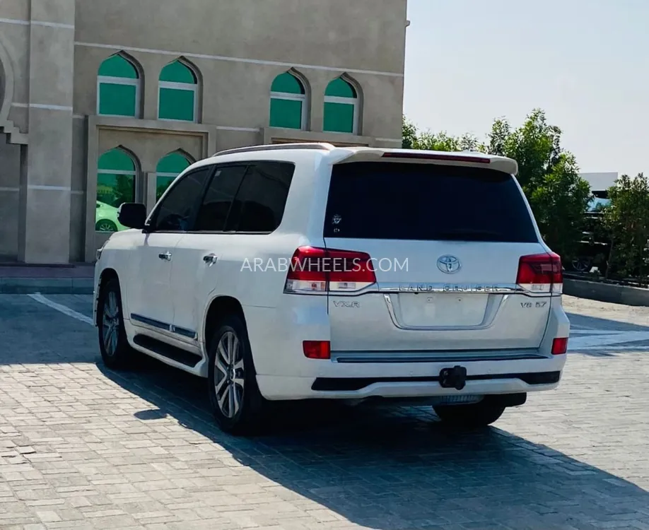 Toyota Land Cruiser 2018 for Sale in Ajman Image-5