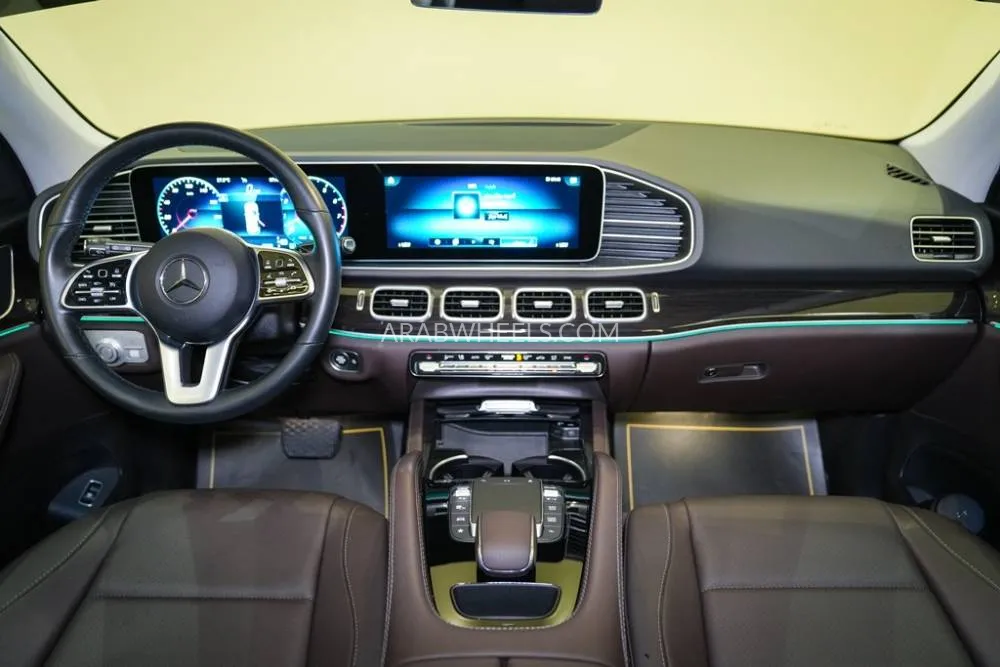 مرسيدس بنز GLS 2022 for Sale in دبي Image-9