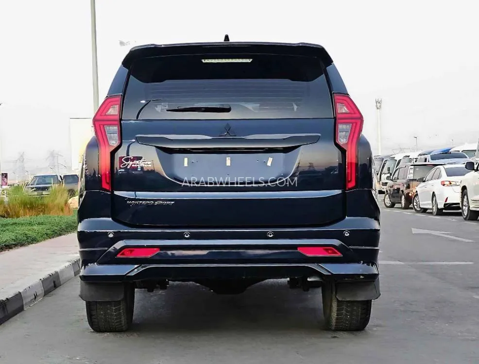 ميتسوبيشي مونتيرو 2020 for Sale in دبي Image-4