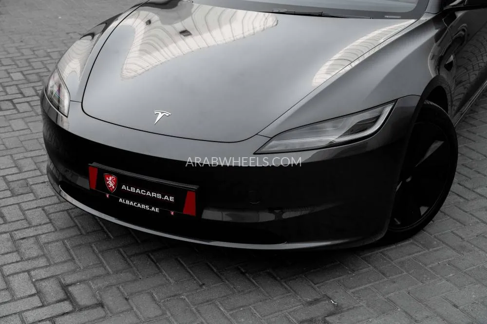 Tesla Model 3 2024 for Sale in Dubai Image-4