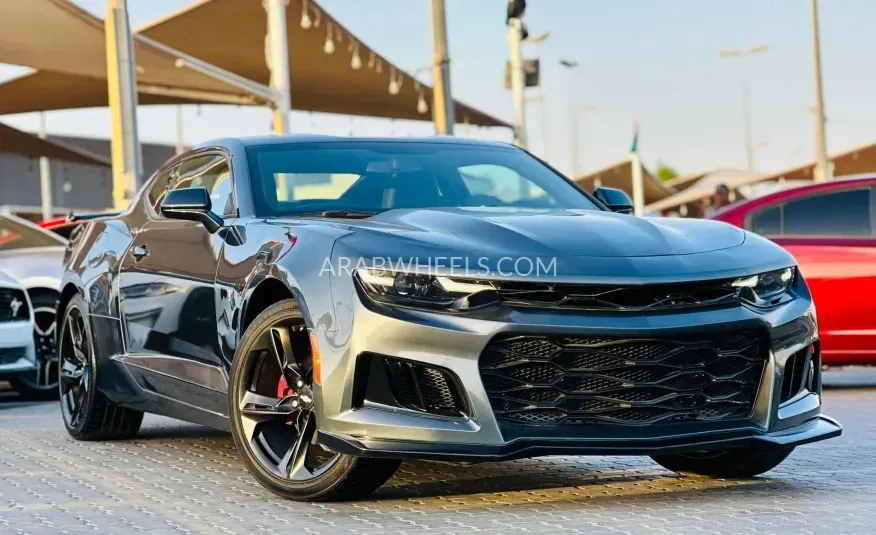 شيفروليه كامارو 2020 for Sale in الشارقة Image-3