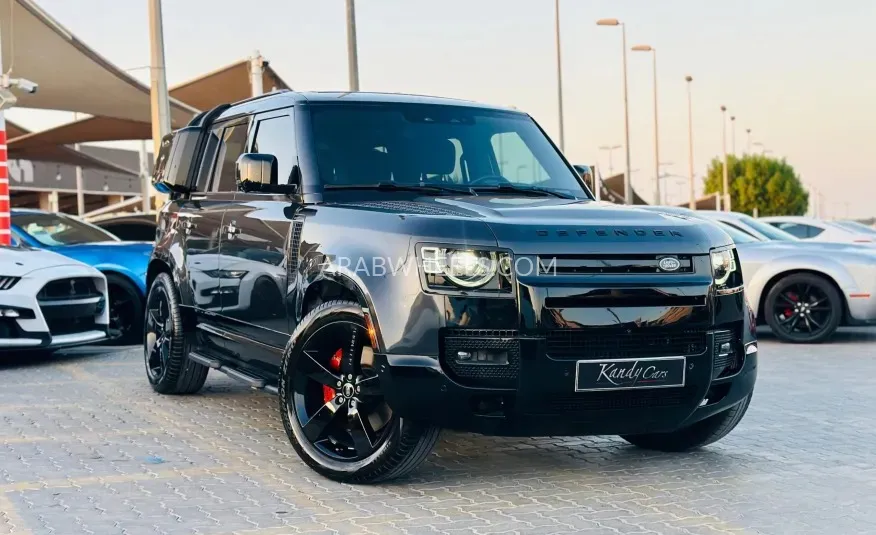 Land Rover Defender 2022 for Sale in Sharjah Image-3