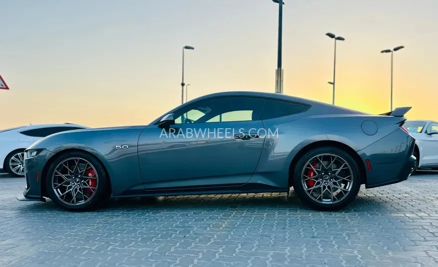 Ford Mustang 2024 for Sale in Sharjah Image-8