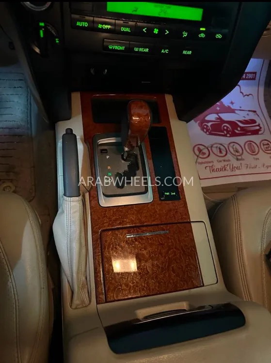 تويوتا لاند كروزر 2015 for Sale in دبي Image-11