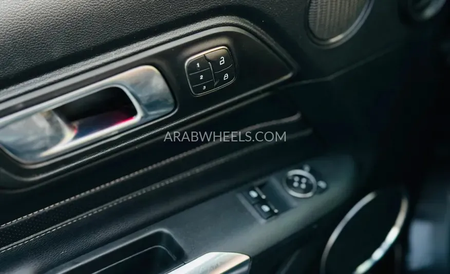 Ford Mustang 2020 for Sale in Sharjah Image-12