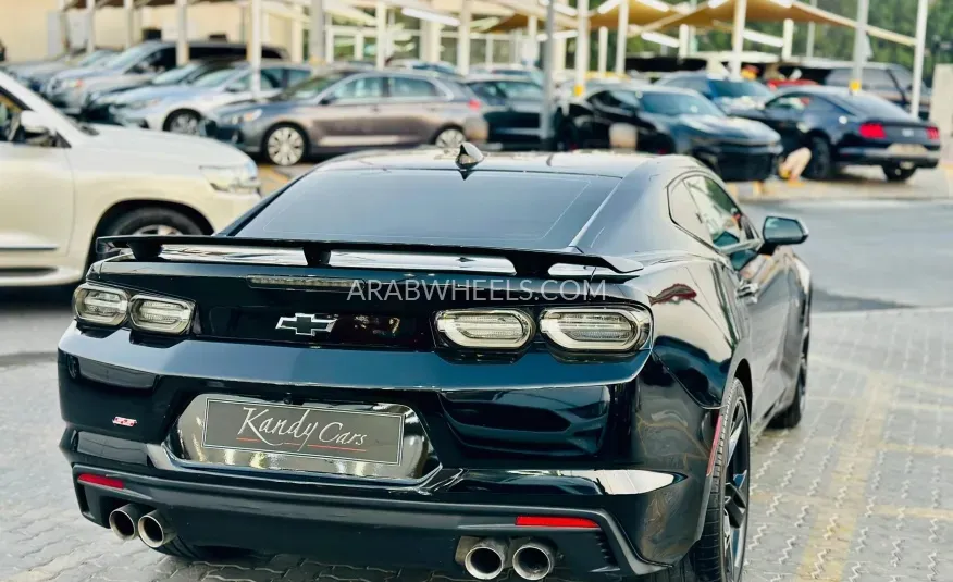 Chevrolet Camaro 2021 for Sale in Sharjah Image-5