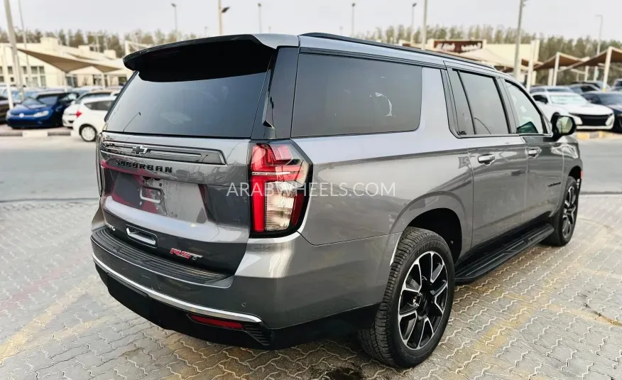 Chevrolet Suburban 2021 for Sale in Sharjah Image-5