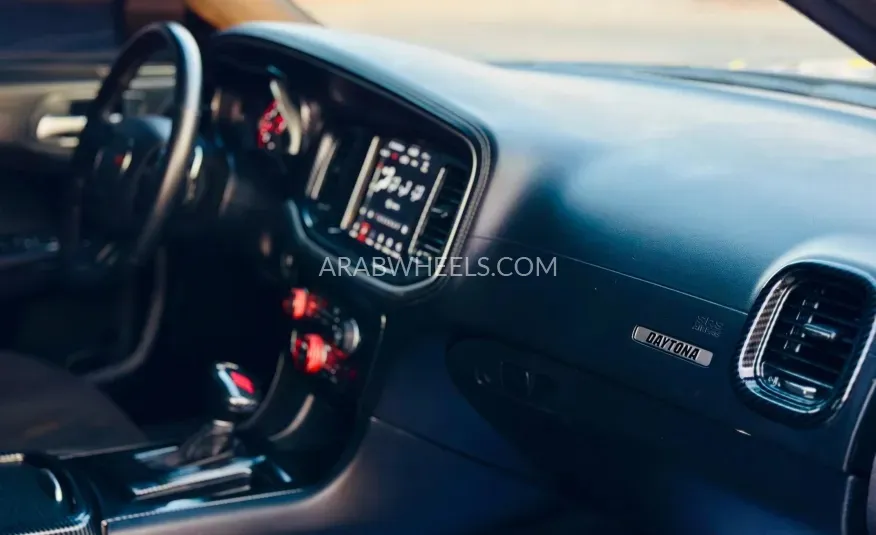 دودج تشارجر 2020 for Sale in الشارقة Image-11
