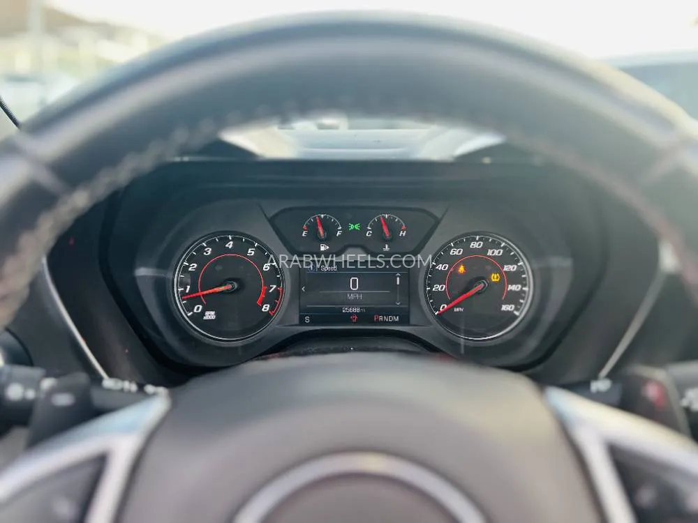 Chevrolet Camaro 2022 for Sale in Sharjah Image-12