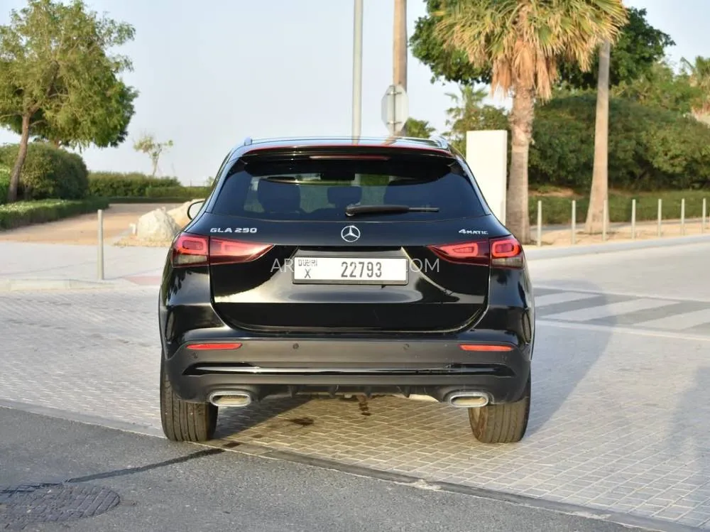 مرسيدس بنز GLA 2022 for Sale in عجمان Image-6