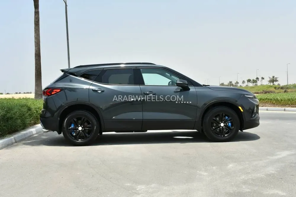 Chevrolet Blazer 2020 for Sale in Ajman Image-4