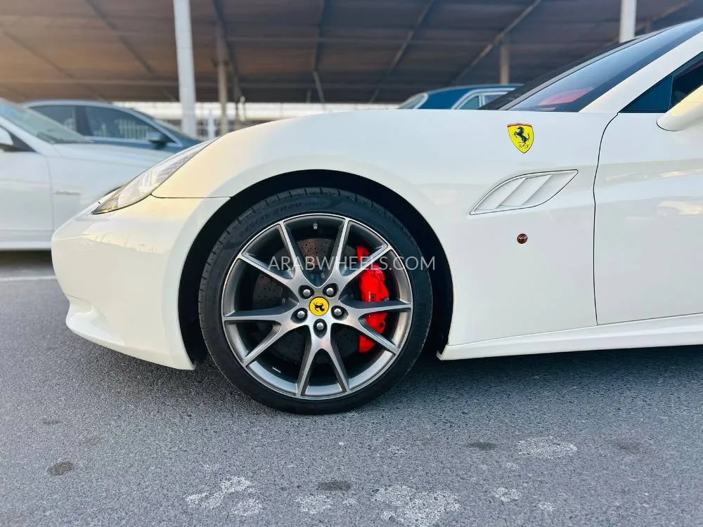 فيراري كاليفورنيا 2009 for Sale in دبي Image-8