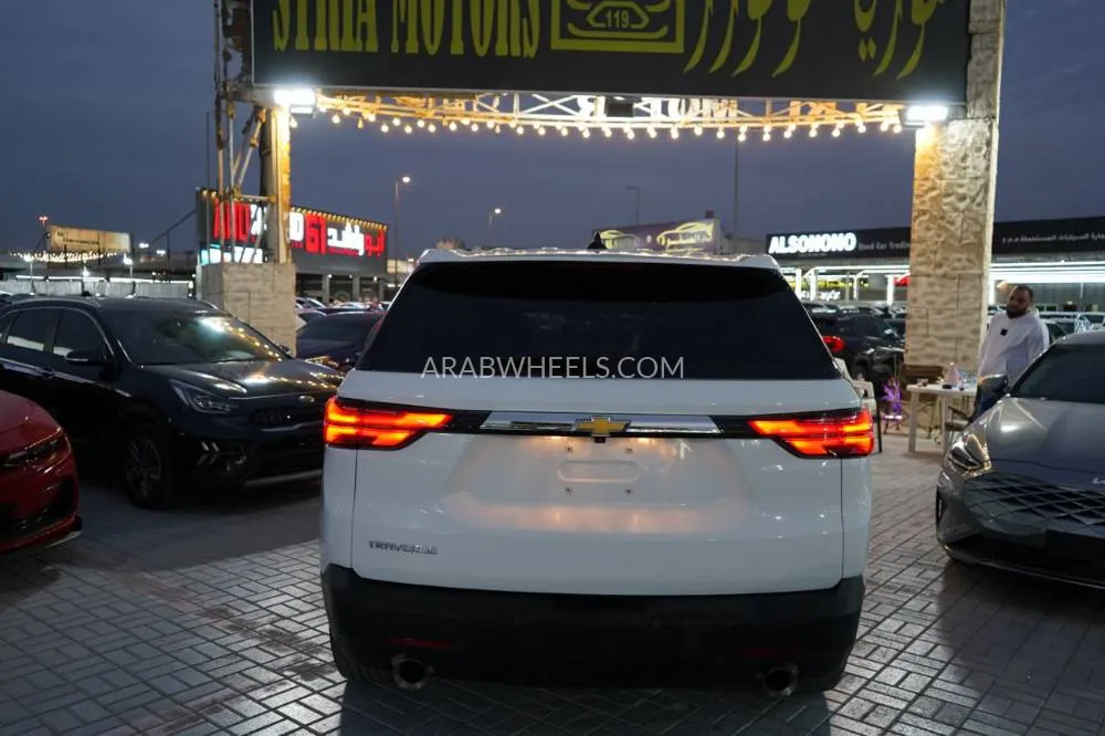 Chevrolet Traverse 2023 for Sale in Ajman Image-5