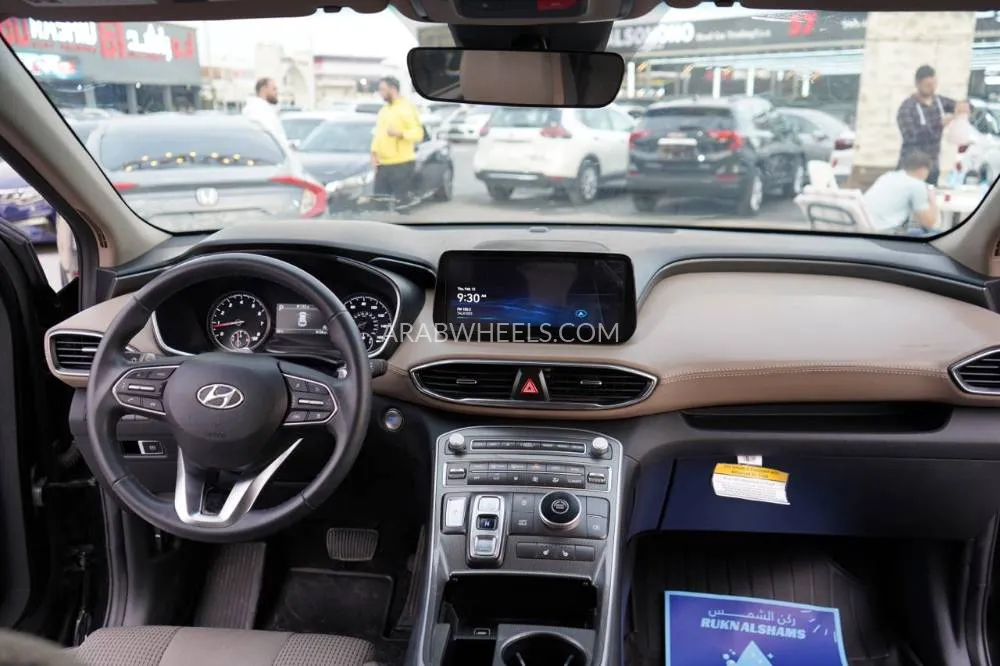 Hyundai Santa Fe 2023 for Sale in Ajman Image-13