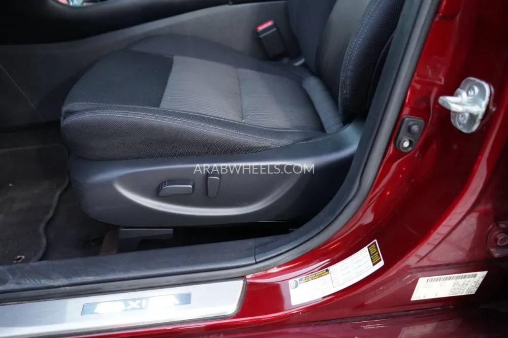 Nissan Maxima 2020 for Sale in Ajman Image-7