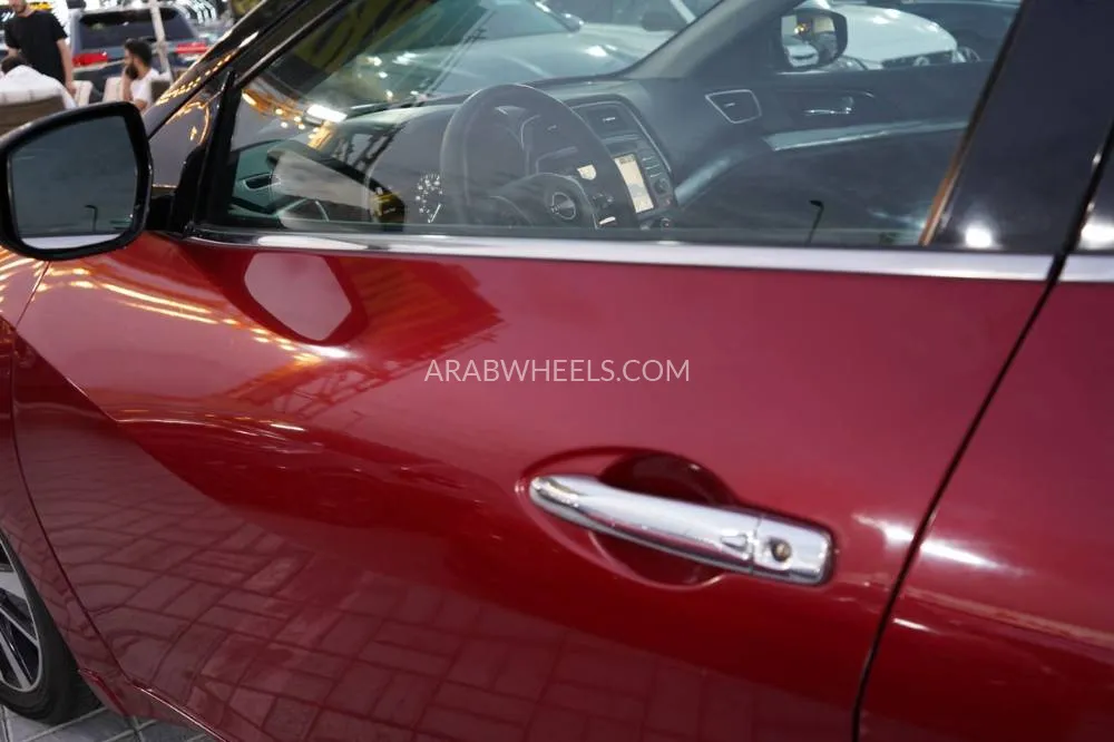 Nissan Maxima 2023 for Sale in Ajman Image-8