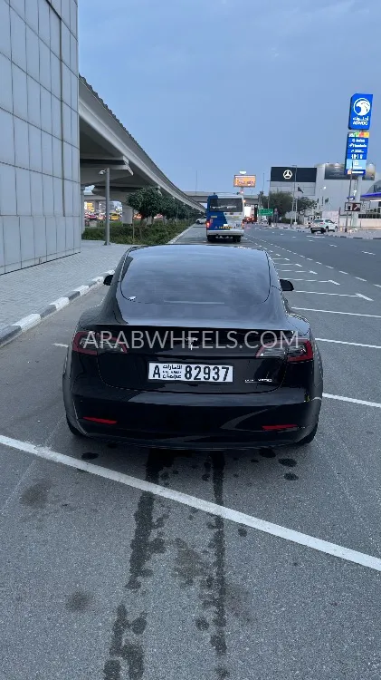 Tesla Model 3 2023 for Sale in Ajman Image-5