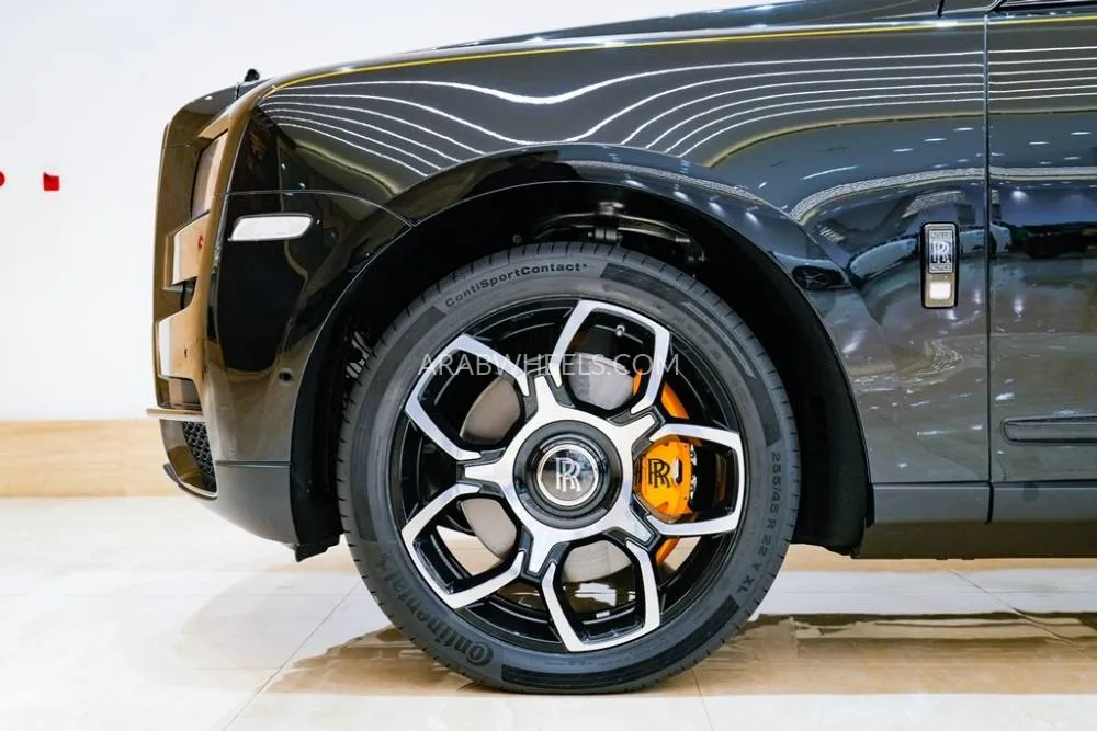 Rolls Royce Cullinan 2023 for Sale in Dubai Image-3