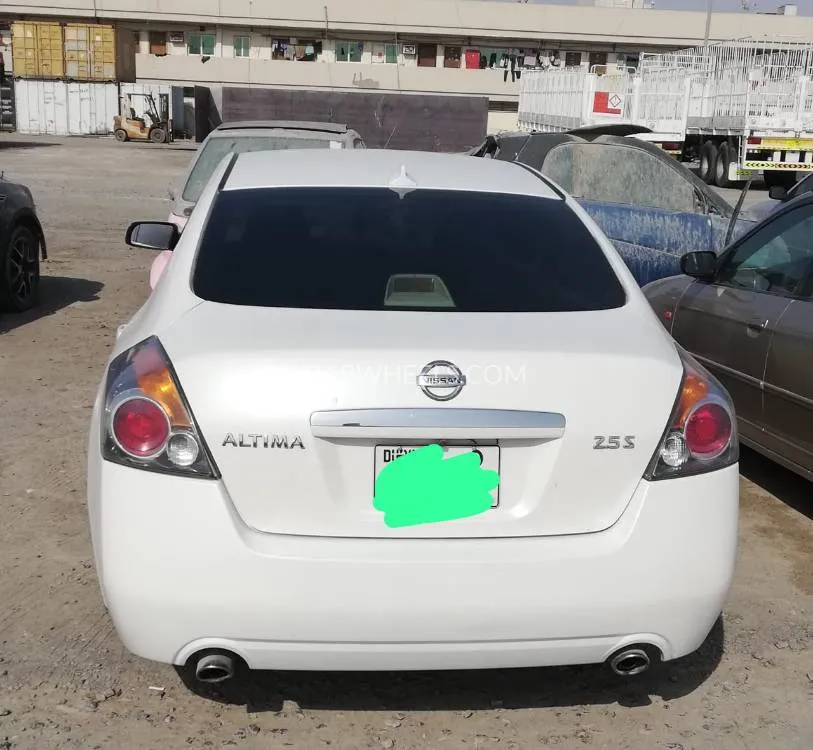 Nissan Altima 2008 for Sale in Sharjah Image-2